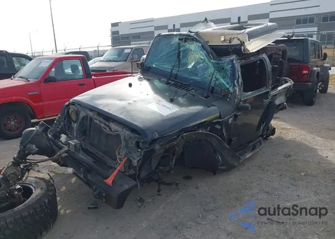 2011 Jeep Wrangler Sport z USA, uszkodzony, nr VIN 1J4AA2D16BL598686